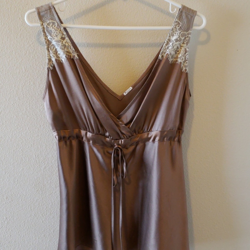 White House Black Market | Tan 100% silk Top | XS